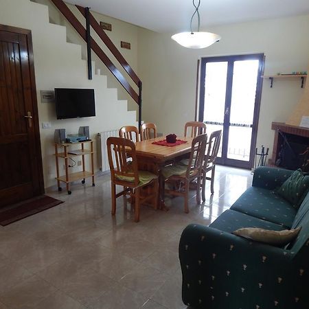 Sangro Apartment Castel Di Sangro Eksteriør billede
